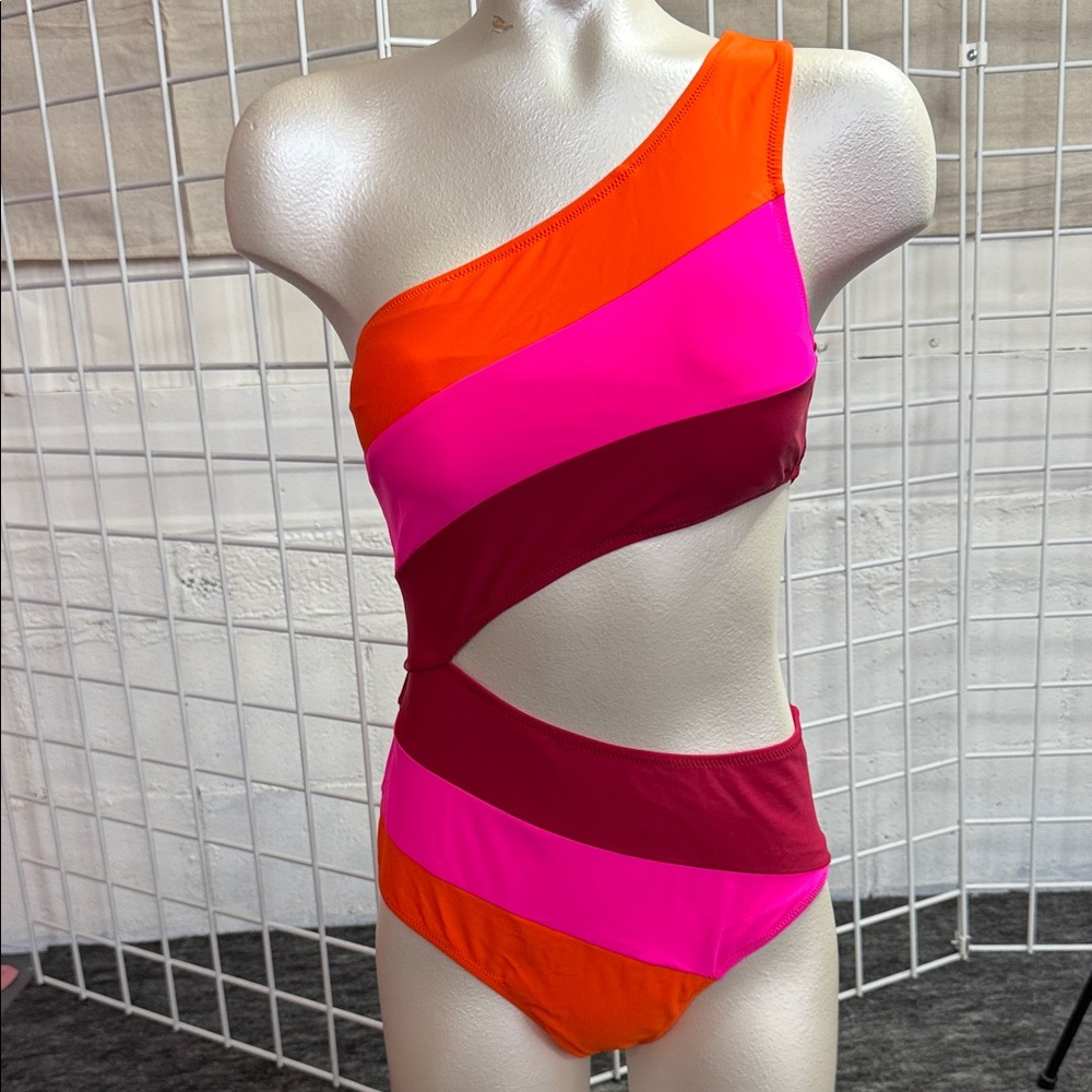 Vibrant One-Shoulder Cutout Swimsuit NWOT S